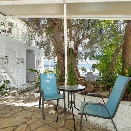 Xenia & Antonis Guest house 3*