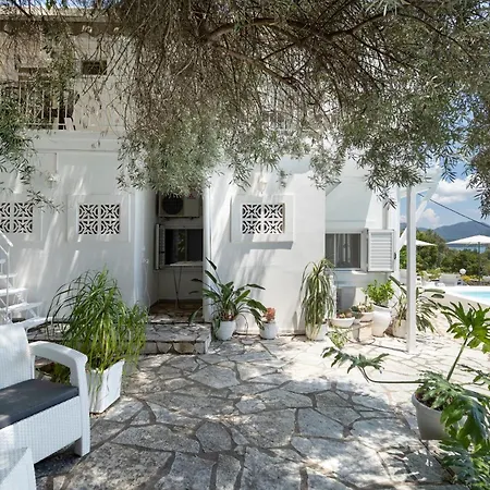 بيت ضيافة Xenia & Antonis نِكيانا