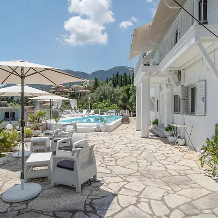 Xenia & Antonis 3*