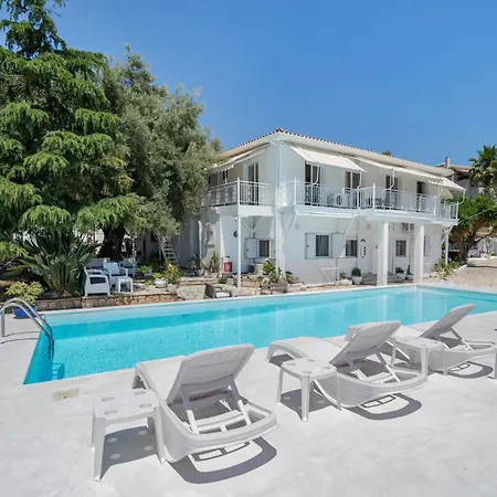 Xenia & Antonis 3* Nikiana