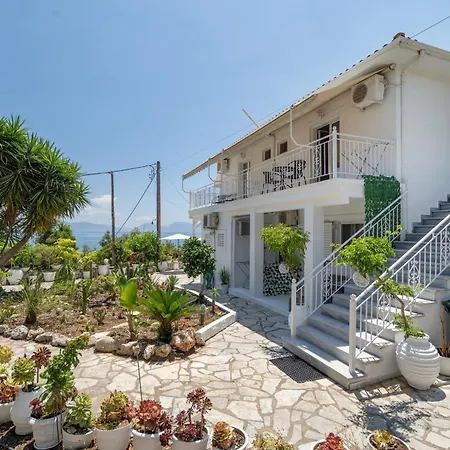 بيت ضيافة Xenia & Antonis 3*