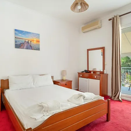 Xenia & Antonis 3* نِكيانا