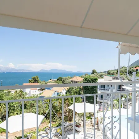 Xenia & Antonis بيت ضيافة نِكيانا