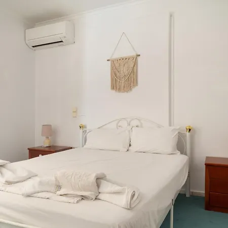 Guest house Xenia & Antonis 3*