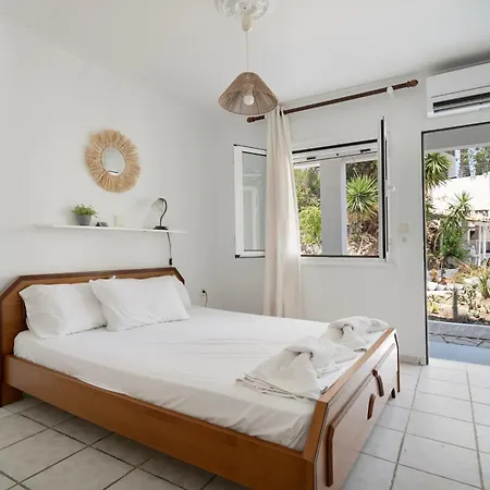 Xenia & Antonis Guest house