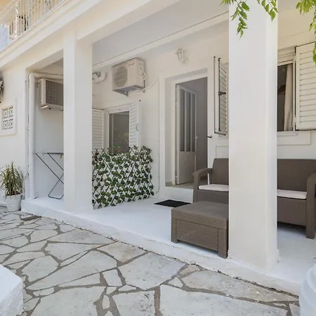 Xenia & Antonis 3* Nikiana