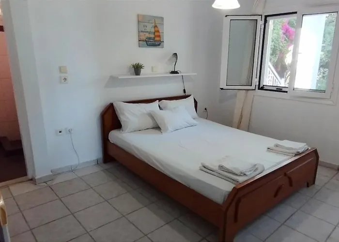 Xenia & Antonis Πανσιόν